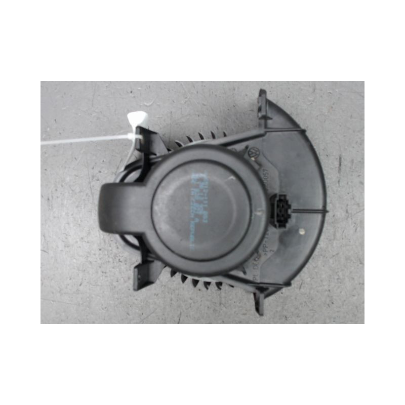 MOTEUR VENTILATEUR CHAUFFAGE AUDI Q7