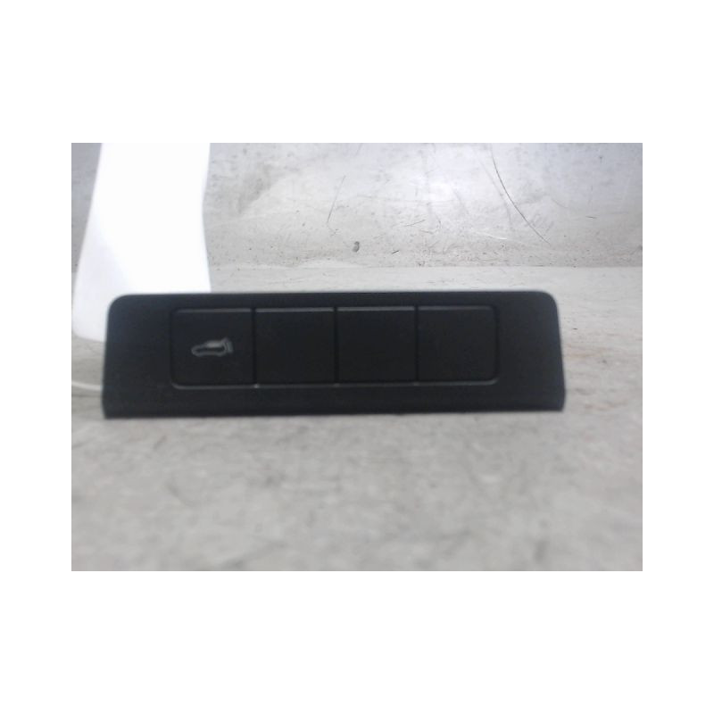 COMMANDE OUVERTURE HAYON MAZDA CX-30