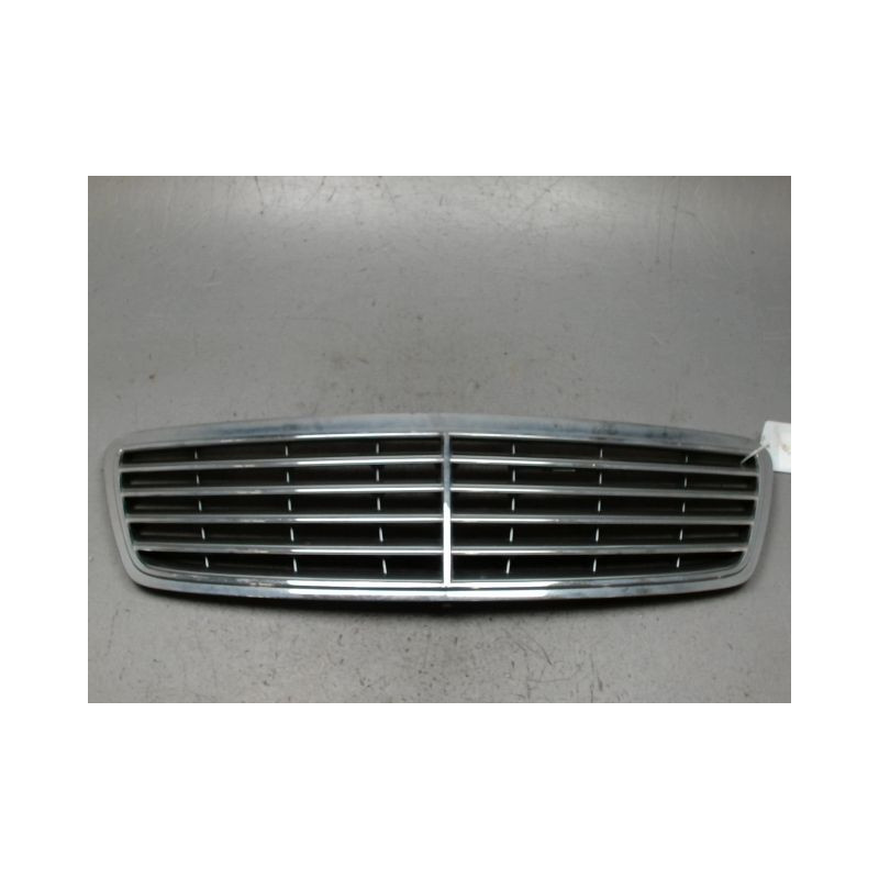 CALANDRE MERCEDES CLASSE C BREAK 2001-