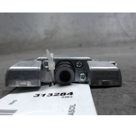 CAMERA AVANT
