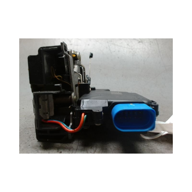 SYSTEME CONDAMNATION AVANT DROIT VOLKSWAGEN GOLF V 2003-2009