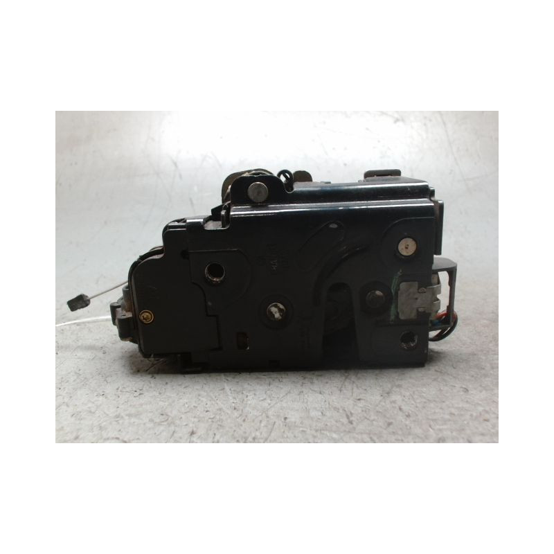 SYSTEME CONDAMNATION AVANT DROIT VOLKSWAGEN GOLF IV 98-2004