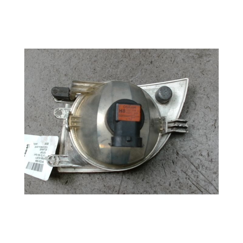 PHARE ANTIBROUILLARD AVANT DROIT SKODA FABIA 2007-