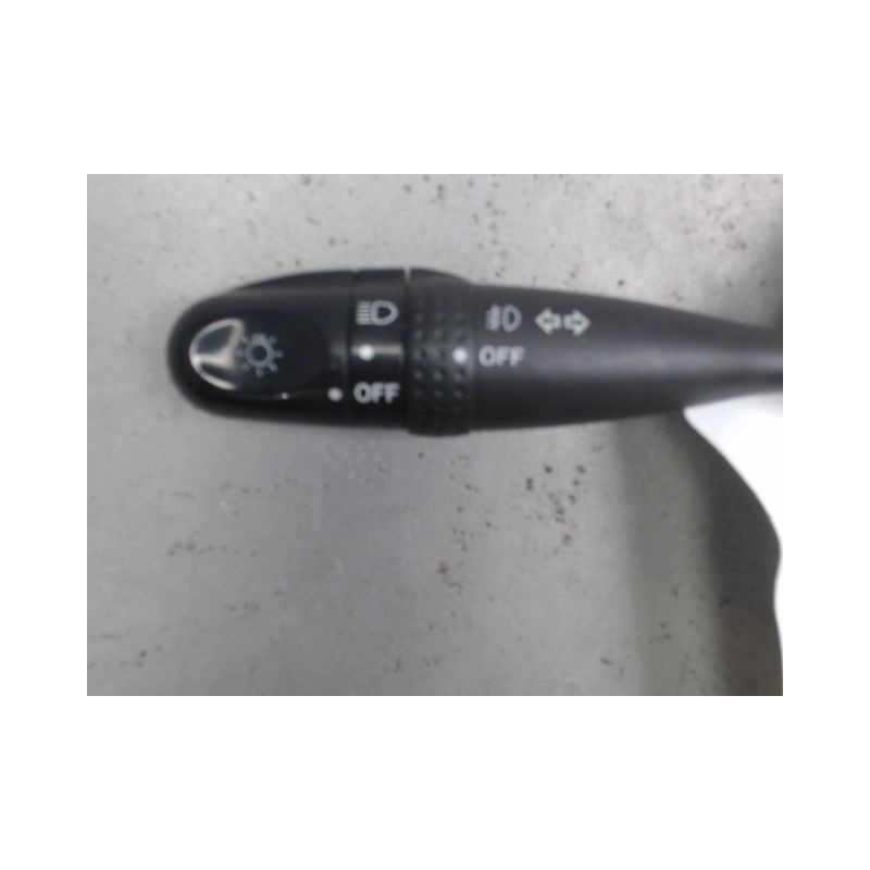 COMMANDE CLIGNOTANT TOYOTA RAV4 2003-
