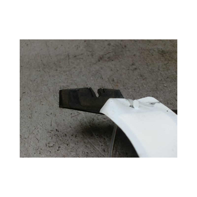 BRAS ESSUIE-GLACE ARRIERE RENAULT CLIO III 2009-