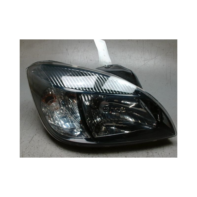 PHARE DROIT KIA RIO