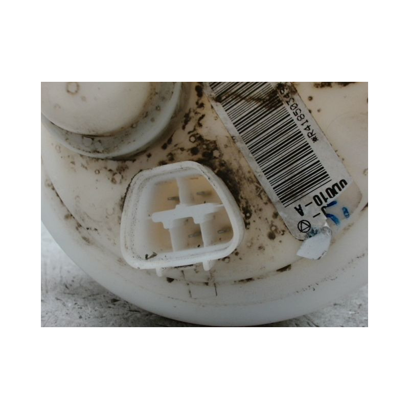 POMPE CARBURANT IMMERGEE TOYOTA YARIS 2003-