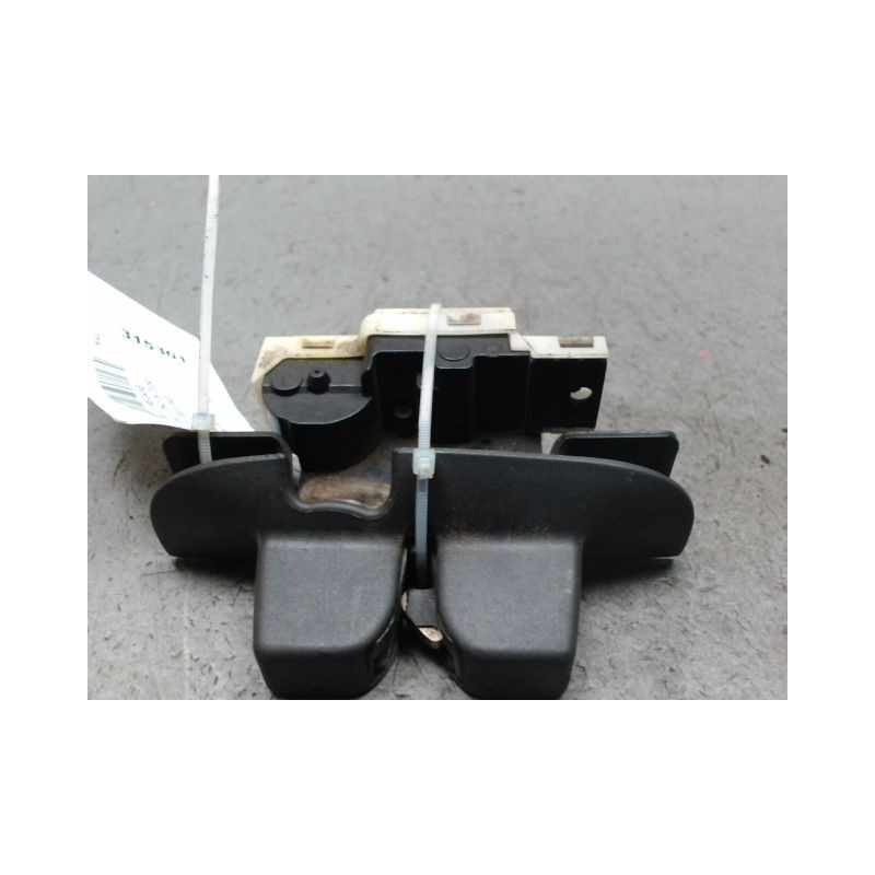 SERRURE HAYON  RENAULT SCENIC II PH2 2006-