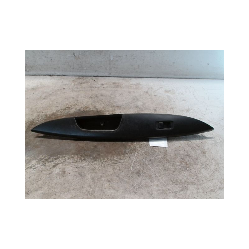 COMMANDE LEVE-GLACE PORTE AVG MITSUBISHI SPACESTAR