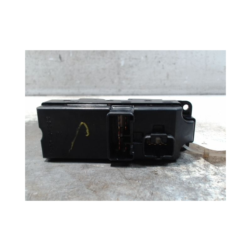 COMMANDE LEVE-GLACE PORTE AVG MAZDA MAZDA 6 5P