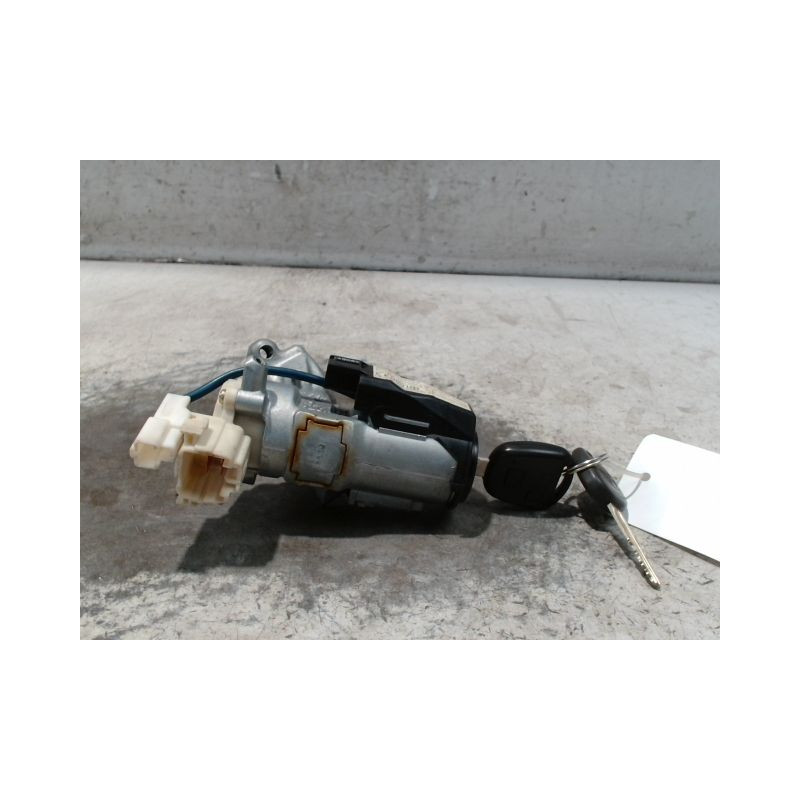 ANTIVOL DE DIRECTION TOYOTA YARIS -2003
