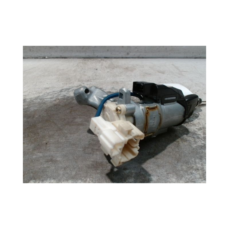 ANTIVOL DE DIRECTION TOYOTA YARIS -2003