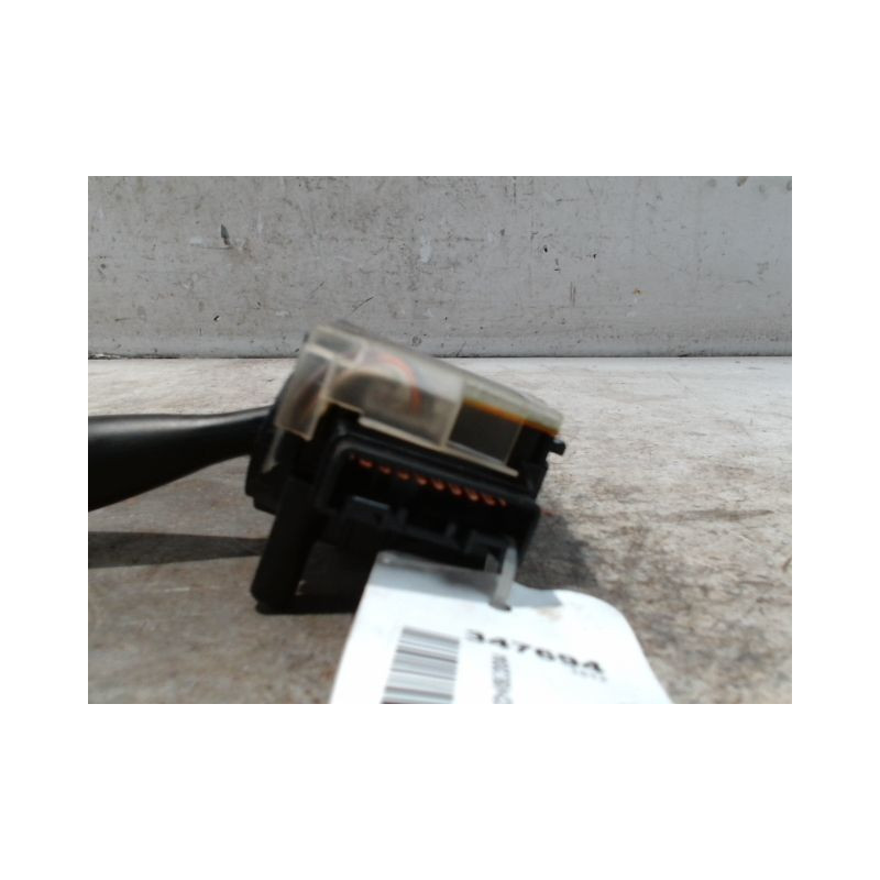 COMMANDE ESSUIE GLACE TOYOTA COROLLA VERSO 2002-2004