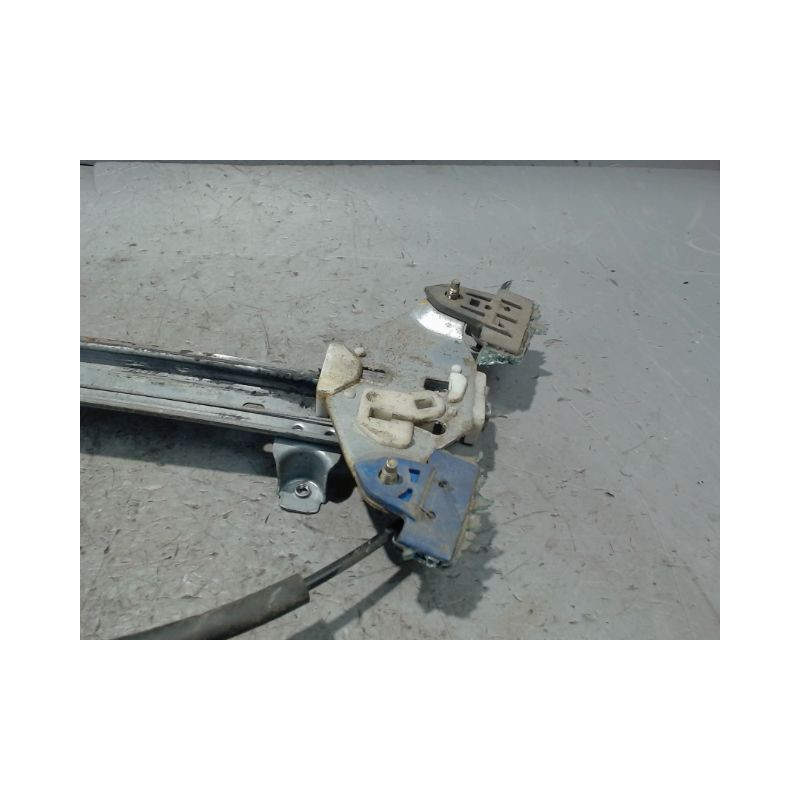 MECANISME+MOTEUR LEVE-GLACE AVANT DROIT NISSAN ALMERA 2002-