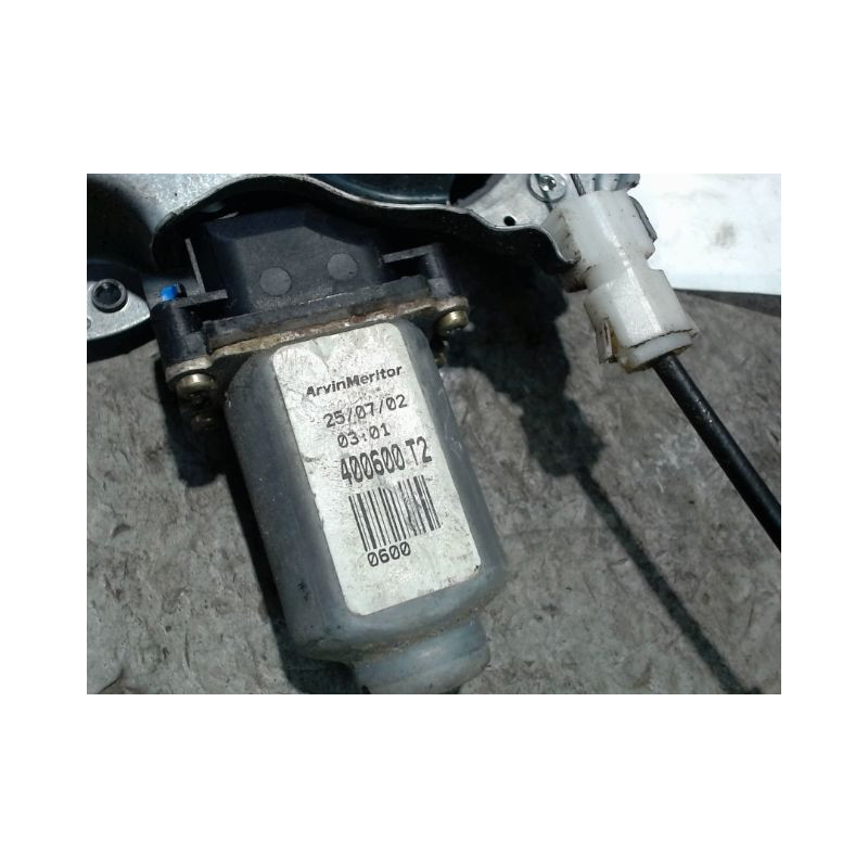 MECANISME+MOTEUR LEVE-GLACE AVANT DROIT NISSAN ALMERA 2002-