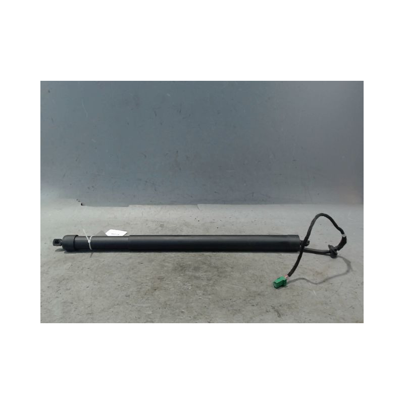 VERIN HAYON D PEUGEOT 3008 2009-