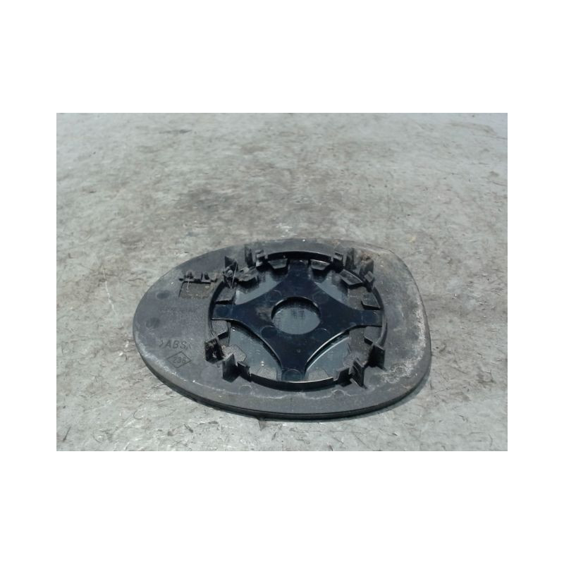GLACE RETROVISEUR EXT D RENAULT TWINGO 93-98
