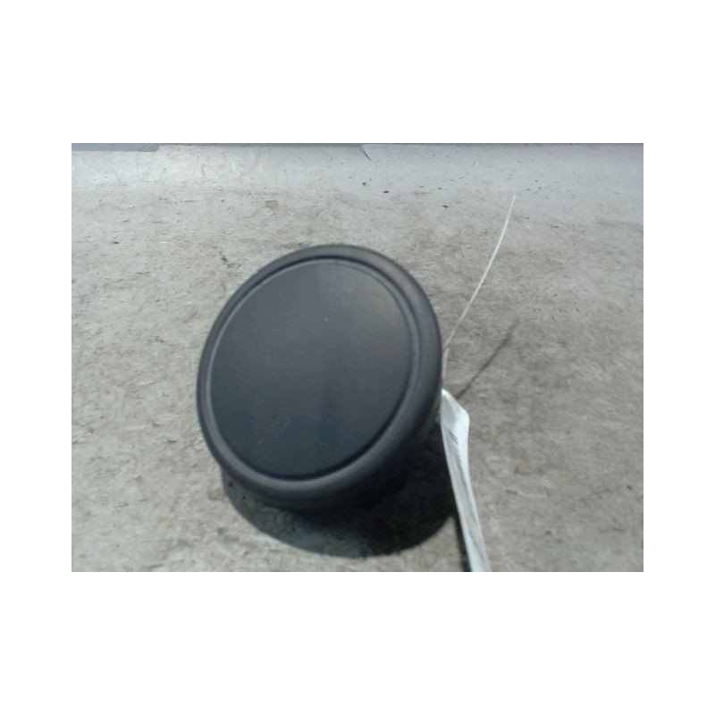 OBTURATEUR PHARE ADDITIONNEL PARE-CHOC AVD CITROEN C2 2005-