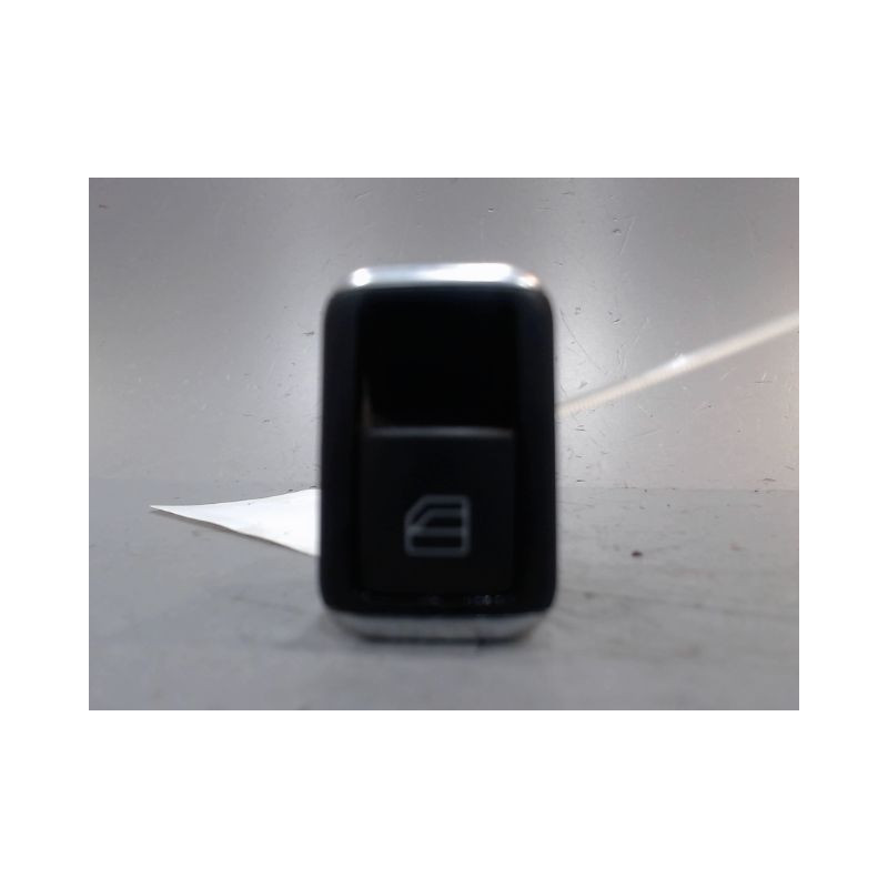 COMMANDE LEVE-GLACE PORTE ARD MERCEDES CLA