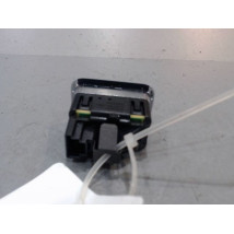 COMMANDE LEVE-GLACE PORTE ARD MERCEDES CLA