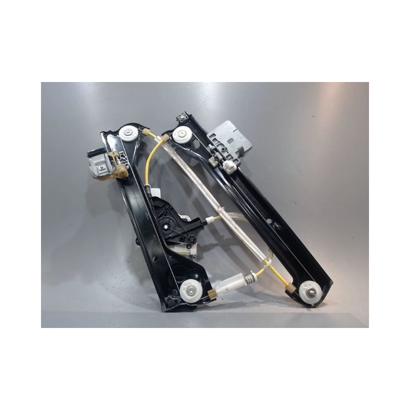 MECANISME+MOTEUR LEVE-GLACE ARRIERE DROIT MERCEDES CLA