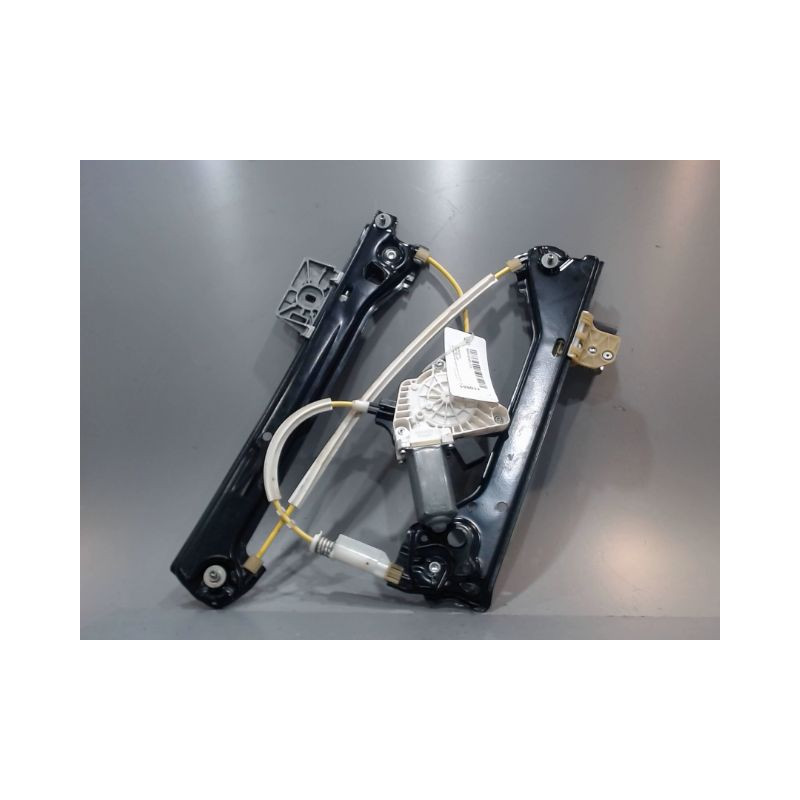 MECANISME+MOTEUR LEVE-GLACE ARRIERE DROIT MERCEDES CLA