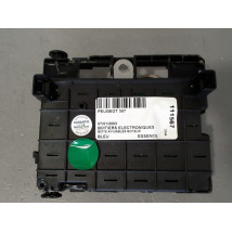 BOITE A FUSIBLES PEUGEOT 307