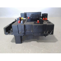 BOITE A FUSIBLES PEUGEOT 206
