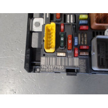 BOITE A FUSIBLES CITROEN C4