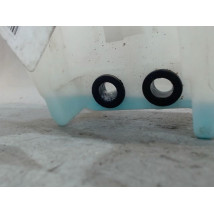 RESERVOIR LAVE-GLACE AVANT TOYOTA YARIS