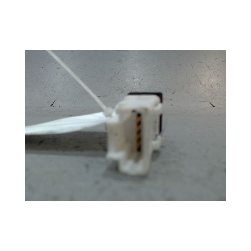 BOUTON DE WARNING NISSAN QASHQAI