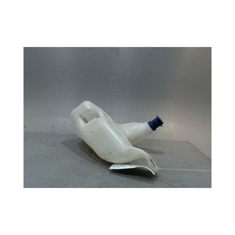 RESERVOIR LAVE-GLACE AVANT FIAT PUNTO