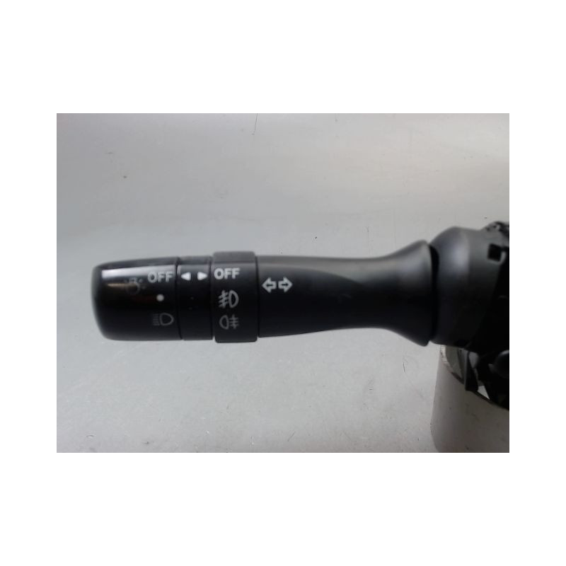 COMMANDE ECLAIRAGE TOYOTA PRIUS 2004-