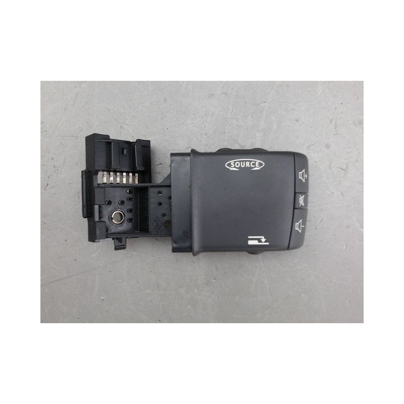 COMMANDE AUTORADIO RENAULT MEGANE