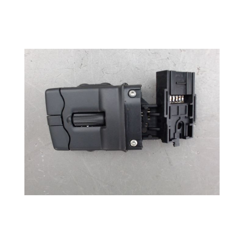 COMMANDE AUTORADIO RENAULT MEGANE