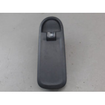 COMMANDE LEVE-GLACE PORTE AVD DACIA DUSTER