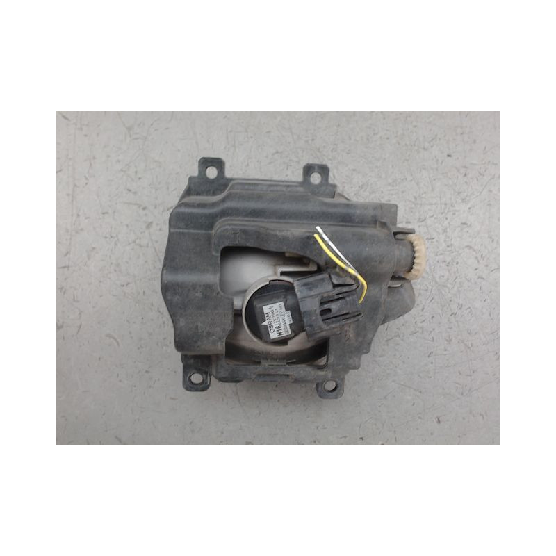 PHARE ANTIBROUILLARD AVANT GAUCHE TOYOTA RAV4