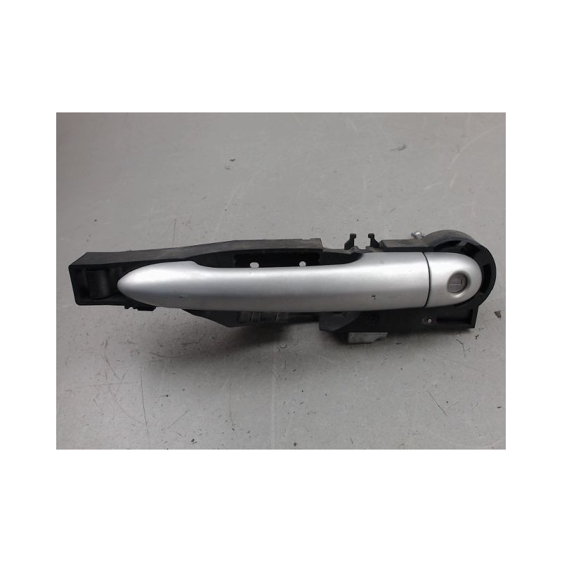 POIGNEE EXTERIEURE PORTE AVANT GAUCHE RENAULT CLIO