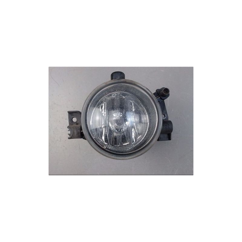 PHARE ANTIBROUILLARD AVANT DROIT FORD FOCUS BREAK 2005-