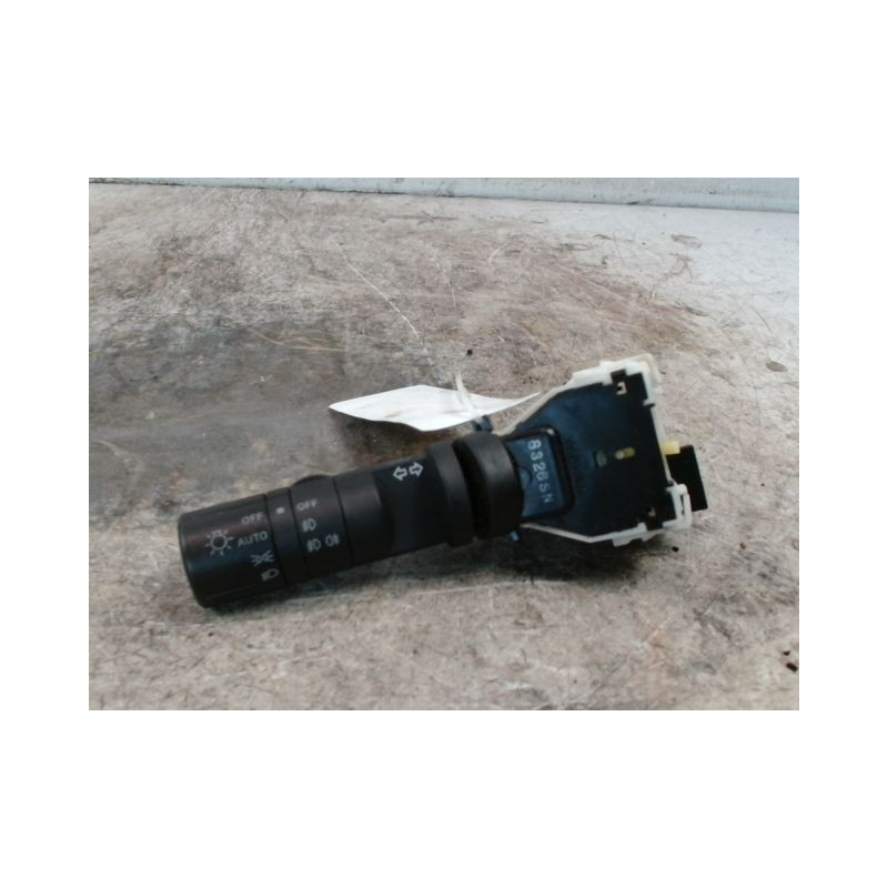 COMMANDE CLIGNOTANT NISSAN QHASQAI 2007-