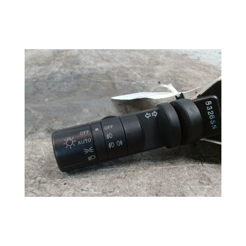 COMMANDE CLIGNOTANT NISSAN QHASQAI 2007-