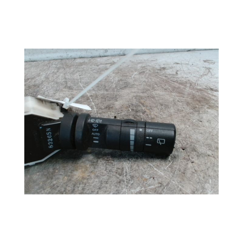 COMMANDE ESSUIE GLACE NISSAN QHASQAI 2007-