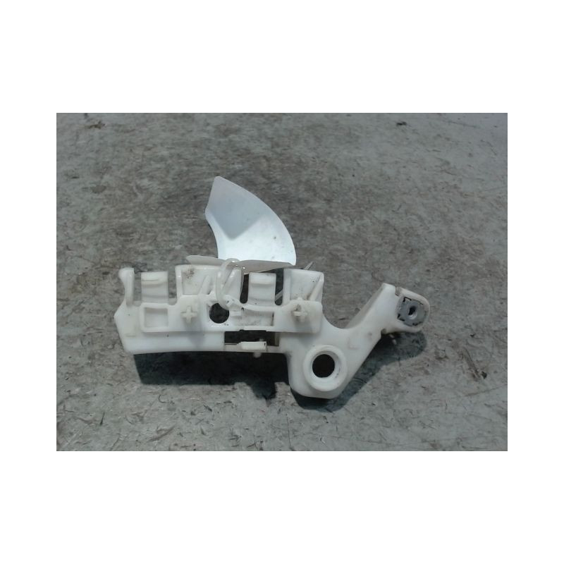SUPPORT PARE-CHOC AVG RENAULT MEGANE III 2008-