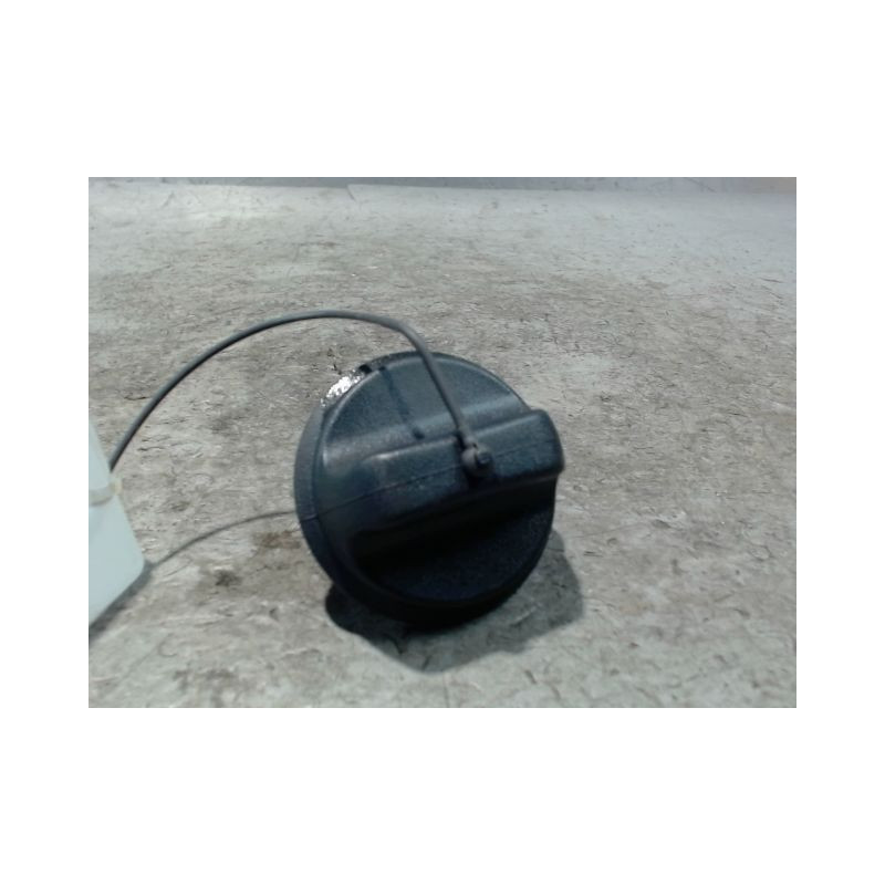 BOUCHON RESERVOIR A CARBURANT RENAULT CLIO IV