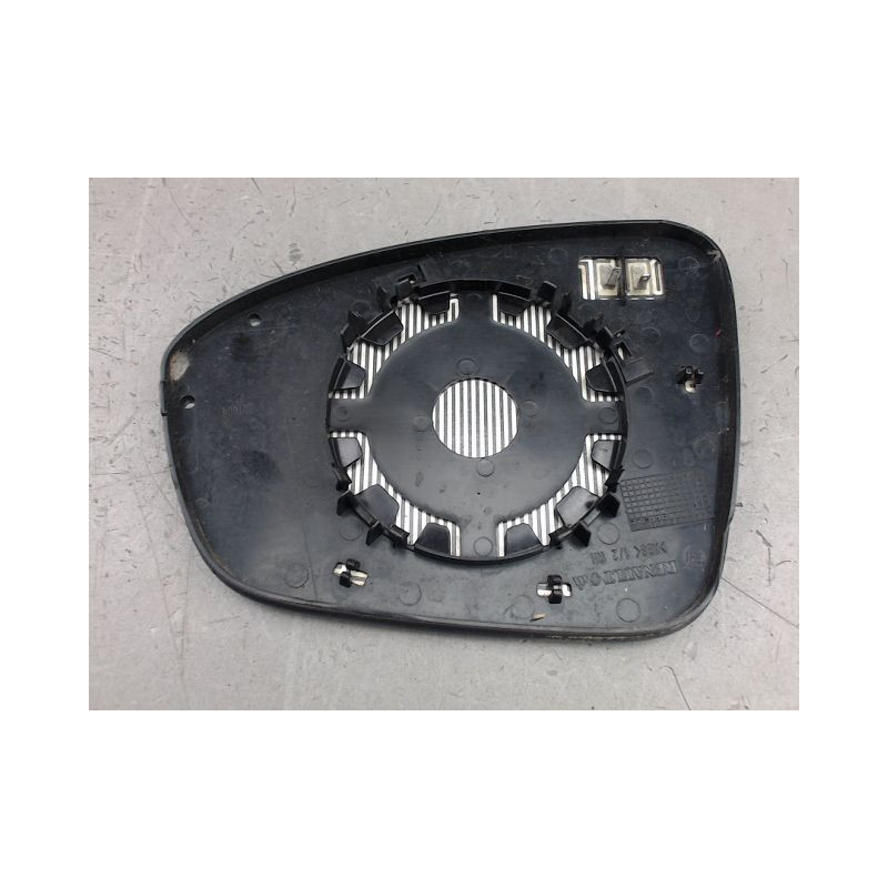 GLACE RETROVISEUR EXT D RENAULT MEGANE