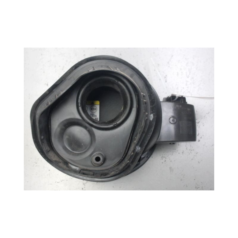 VOLET DE TRAPPE CARBURANT FORD PUMA