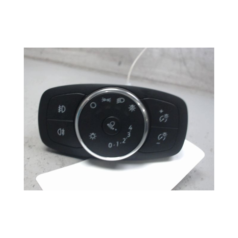 COMMANDE ECLAIRAGE FORD PUMA