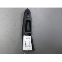 COMMANDE LEVE-GLACE PORTE AVD FORD PUMA