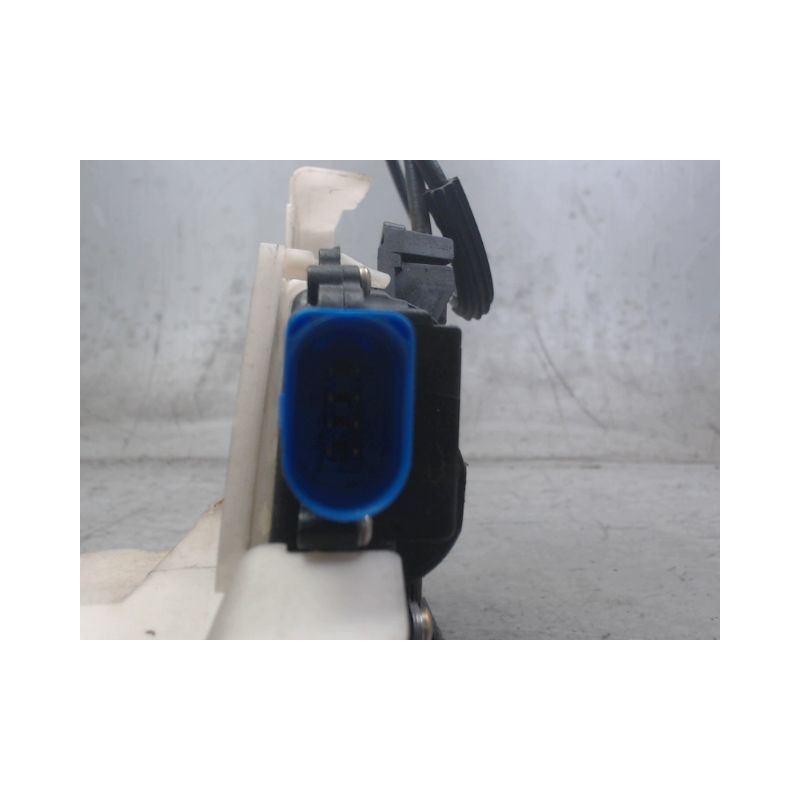 SYSTEME CONDAMNATION AVANT DROIT VOLKSWAGEN POLO 02-05