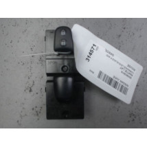 COMMANDE LEVE-GLACE PORTE AVD NISSAN JUKE